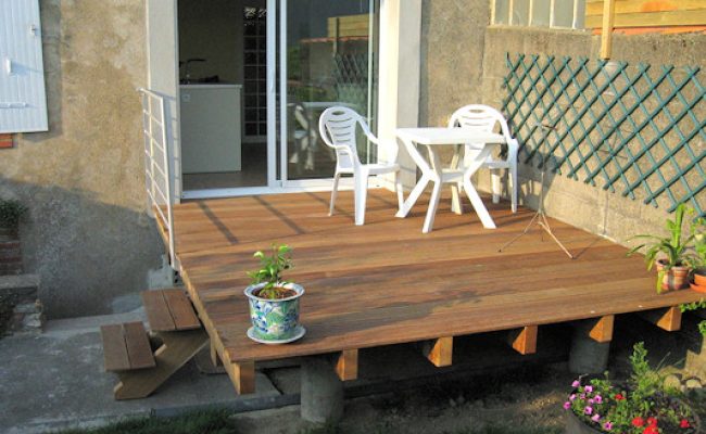 Réalisation d'une terrasse par Barbarit Texier, menuisier à La Ferrière